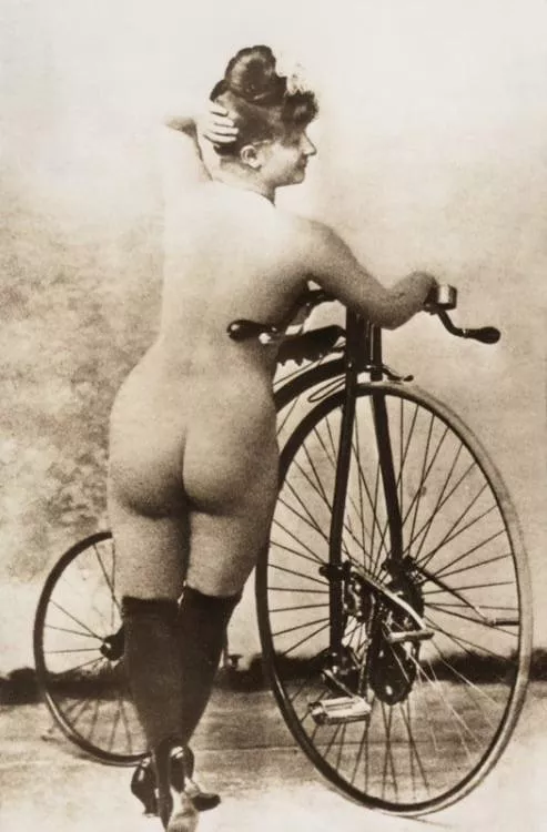Dear Henny, After discussion with me about your group of friends, cousin Fanny has decided to form her own naturist group with the ladies from her salon. Today she returned from what must have been a most thrilling bike ride!