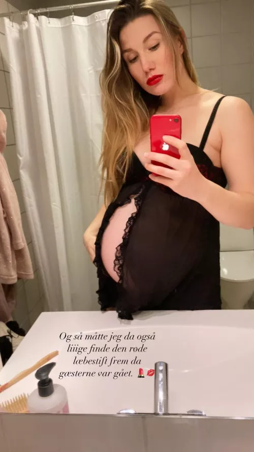 Dressed to impress, pregnant or not