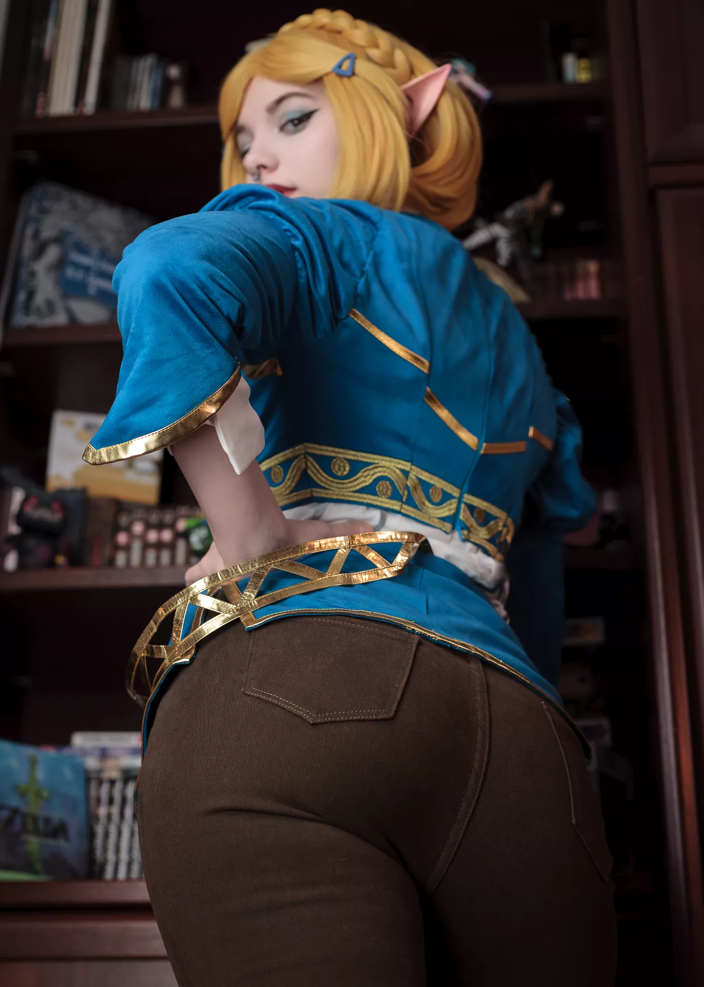 Enjoy some Zelda booty from me~