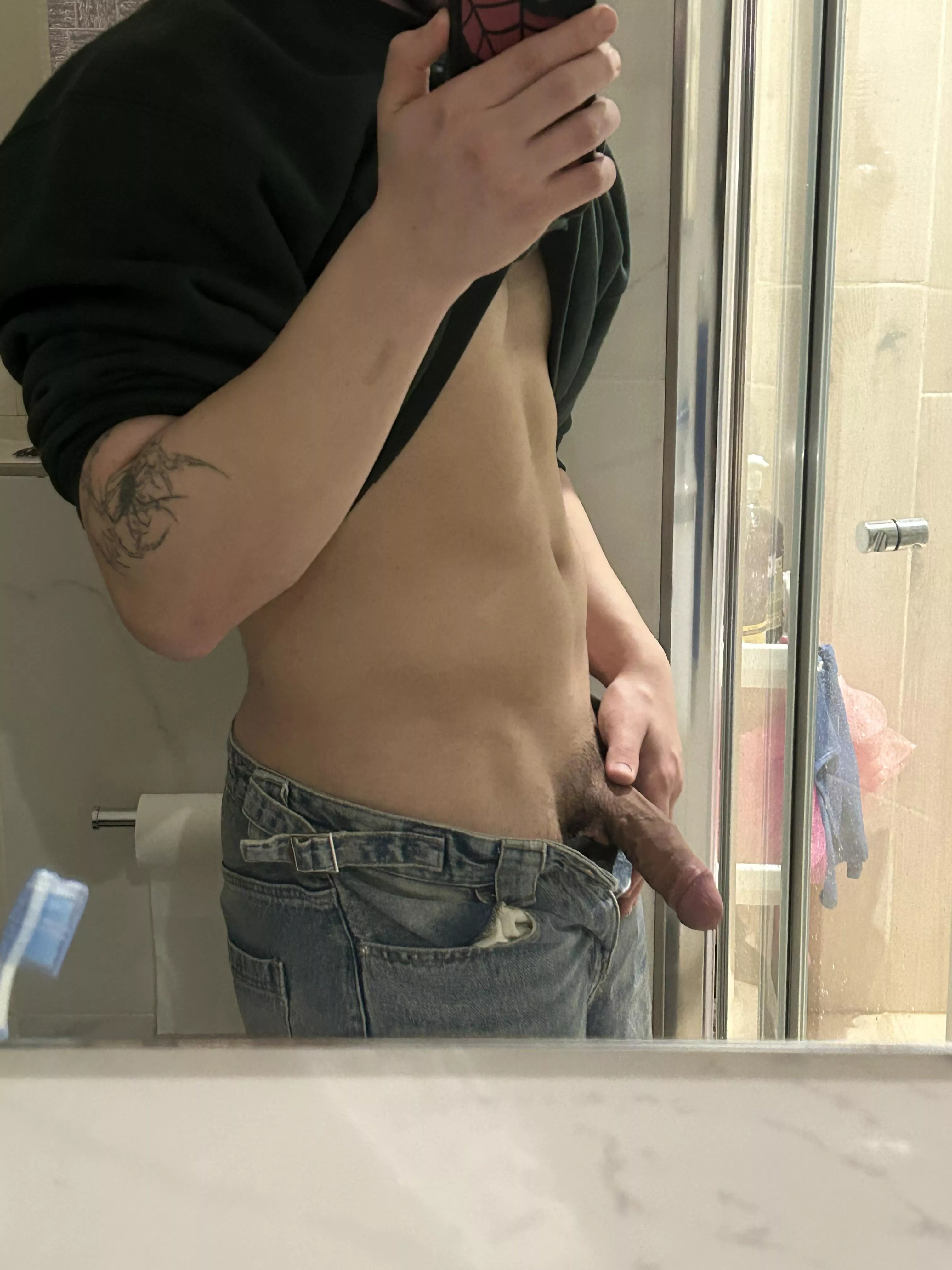 Ever flown out to fuck a dude from reddit?