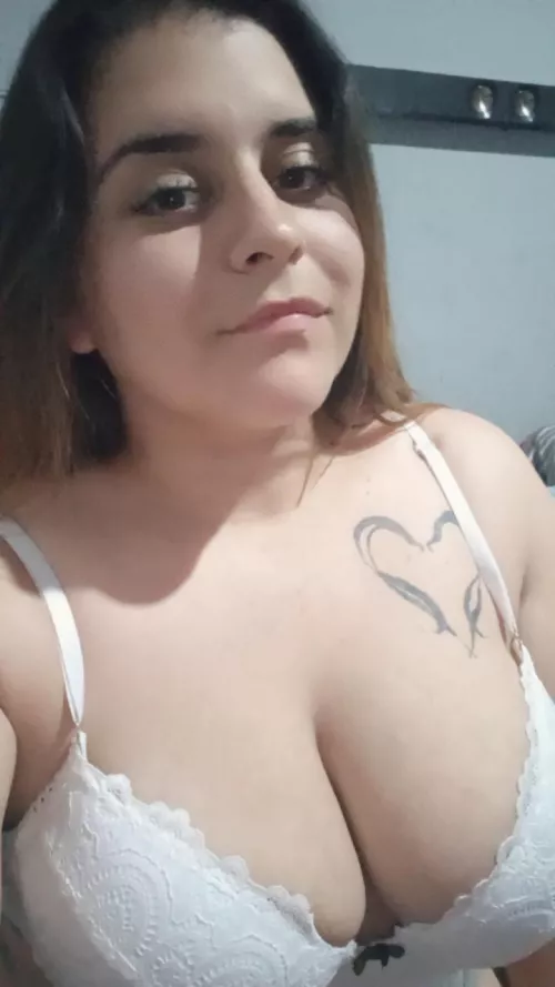 Feeling pretty today,you think so too?🙈