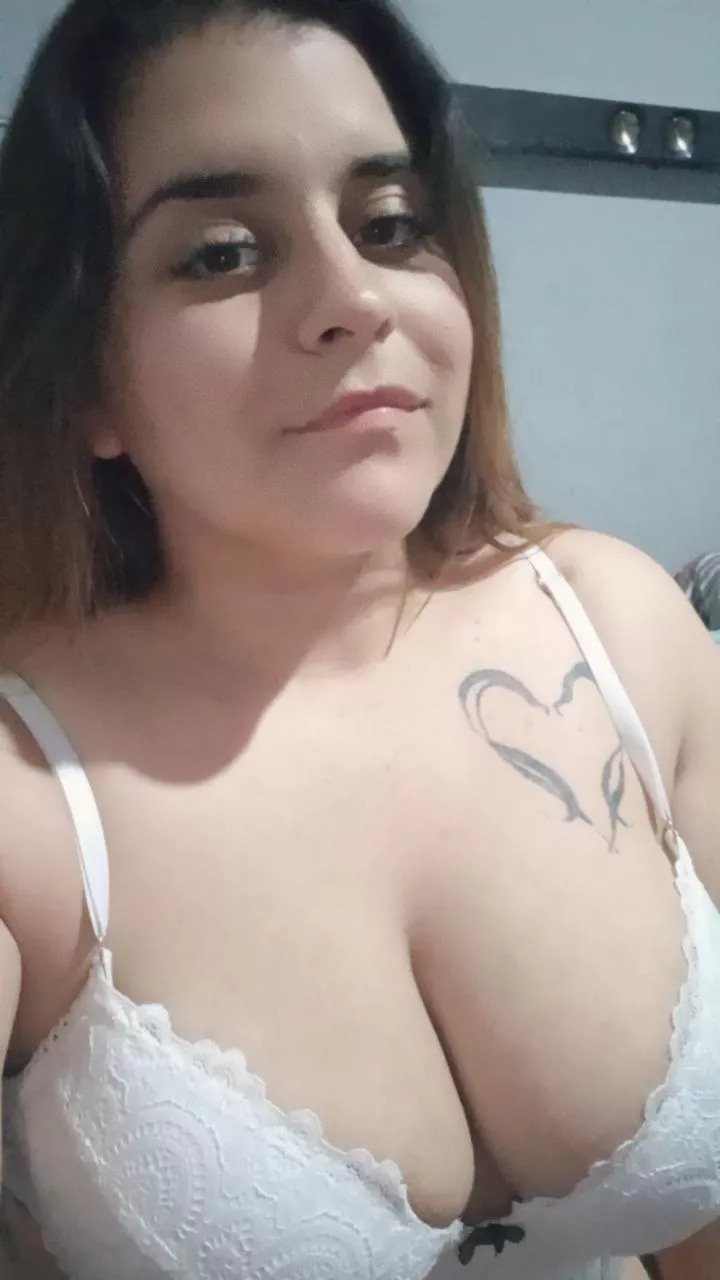 Feeling pretty today,you think so too?🙈