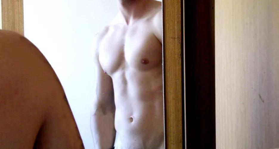 First time here be nice please 💞