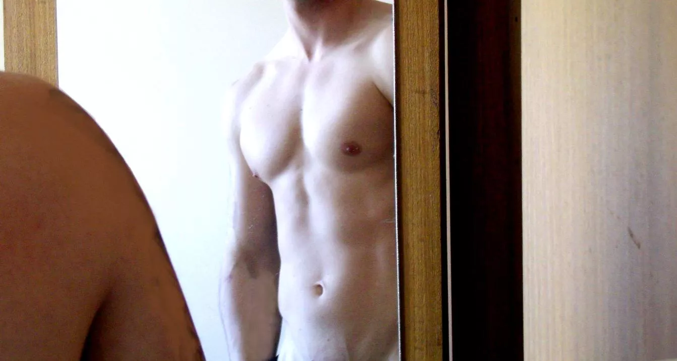 First time here be nice please 💞