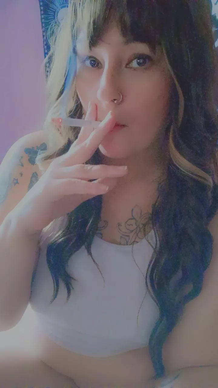 Have a smoke with your favorite milf