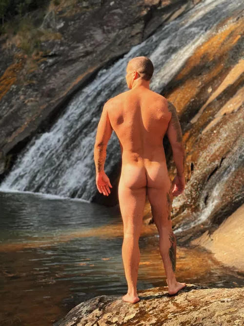 Here is my butt during my last vacation in Tasmania