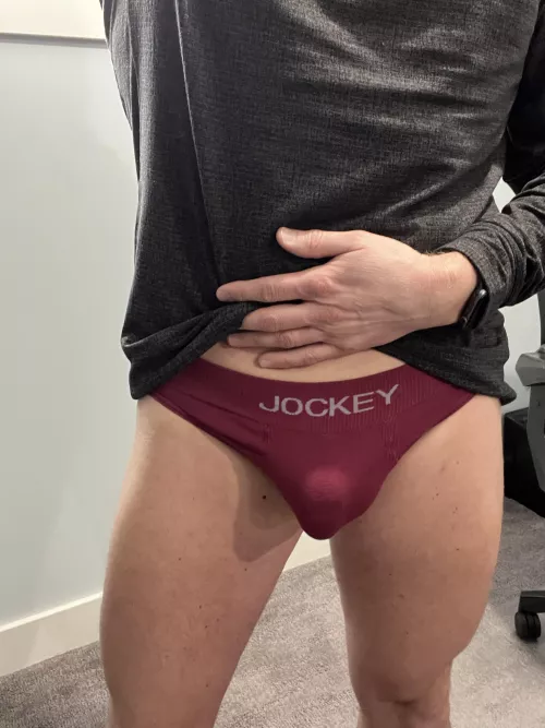How do you like my red jockeys??
