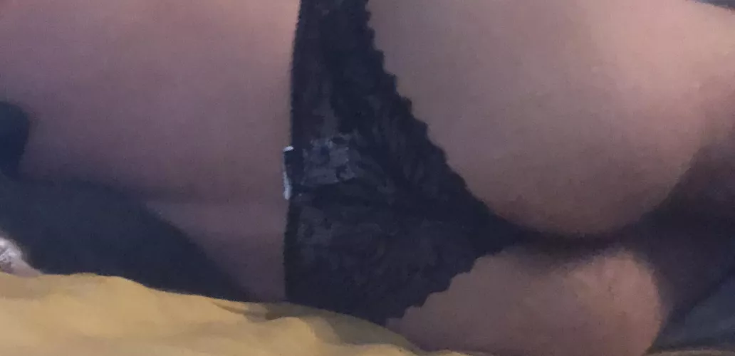 I just bought my first cage (. Coming soon) and I would love a dom to train me with the help of the cage