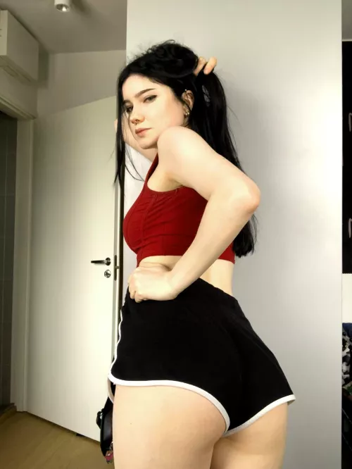 I wanna get fit now that I'm 18 and got a new pair of shorts, think the boys in my PE class will like them?