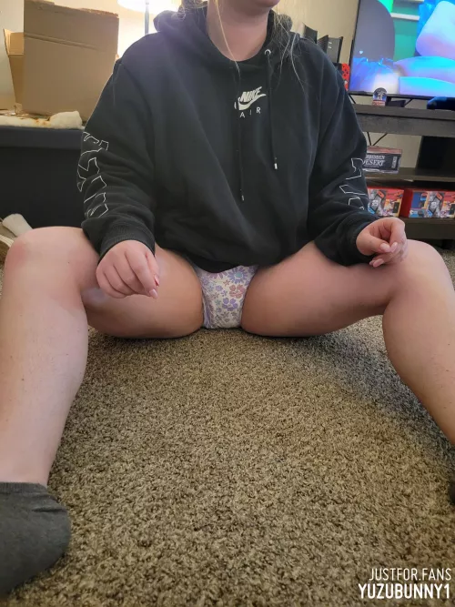 im gunna leak in these 😪