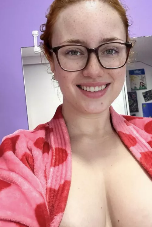 [IRTR] how do I look with glasses . Be honest