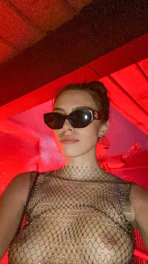 Italian slut has no idea how to behave in public