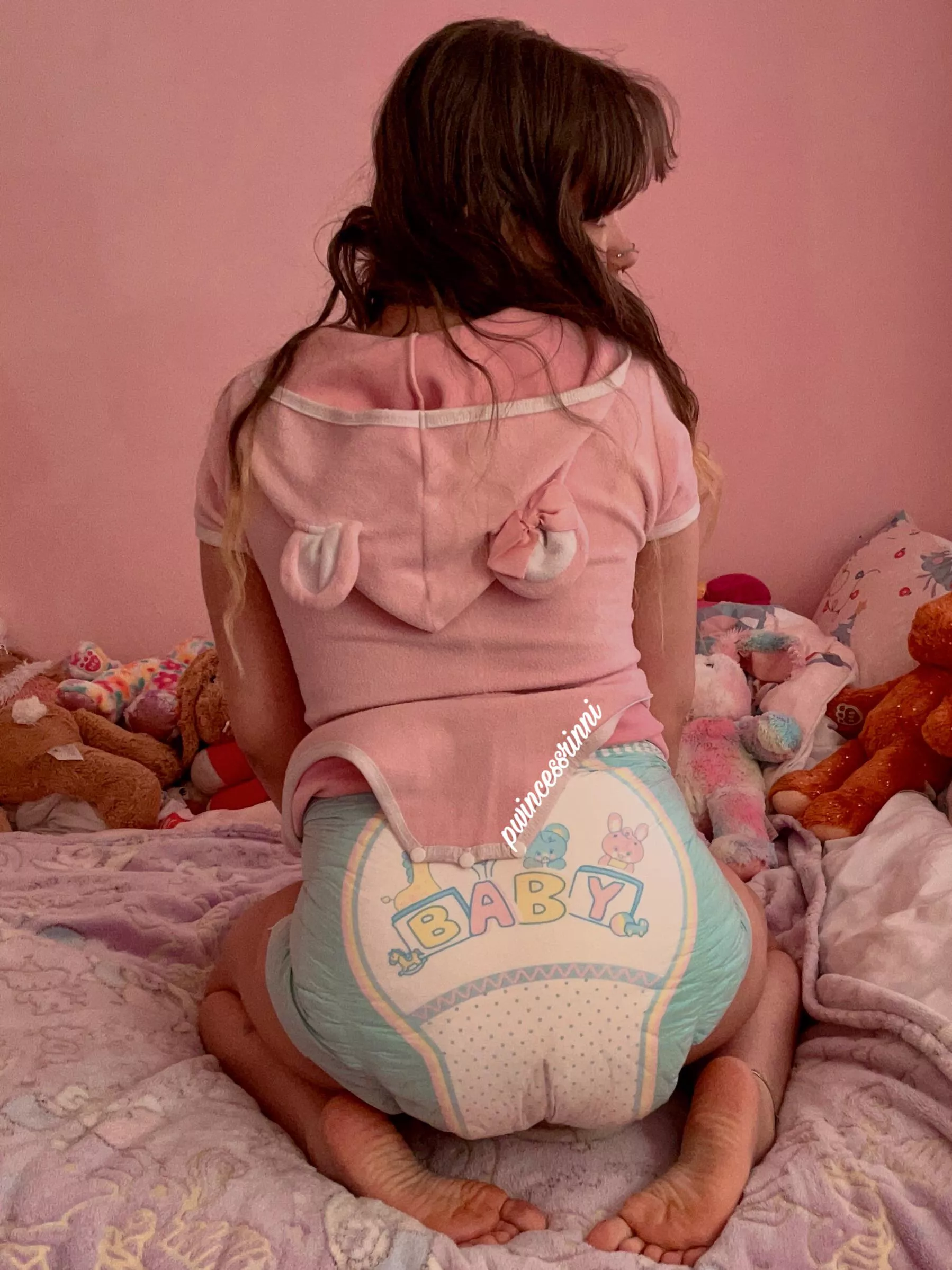 just a pee soaked bunny rabbit 🐰