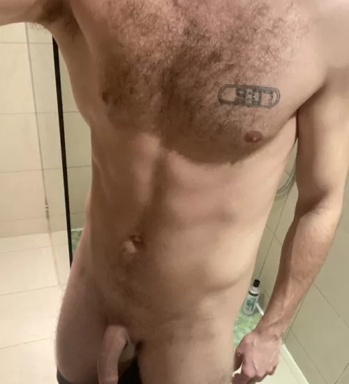 Just before my straight roommate walked in on me and looked at my meat, went red and tried to make a no homo joke 🤣