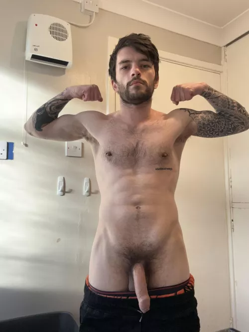 Just had a work out and I smell FRESH(27)