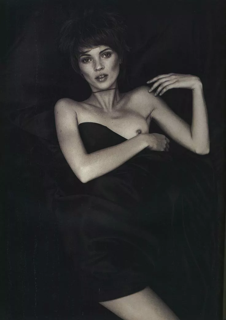 Kate Moss | The Face magazine September 1992 | ph. Mario Sorrenti // {Happy 50th Birthday, Kate!}