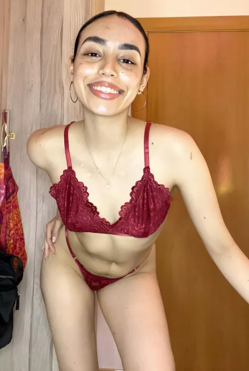 Let me be the thing be your key to pleasure