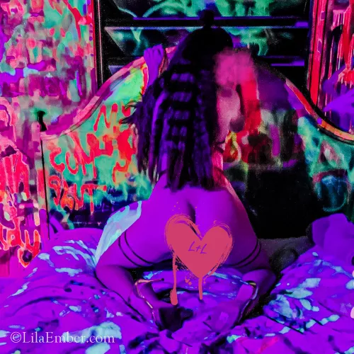 Lila Ember (@Lila0Ember)