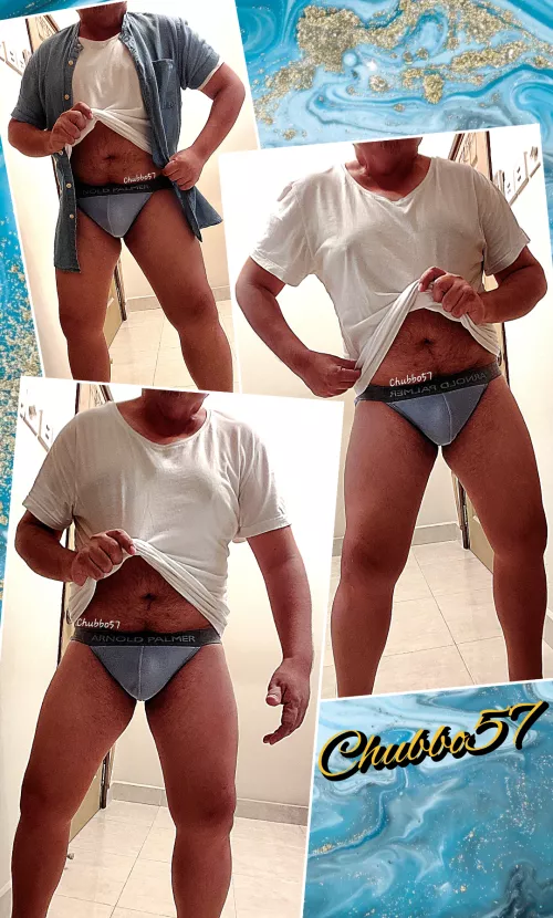 Monday Blues. 😉🐋💙🩲🥶