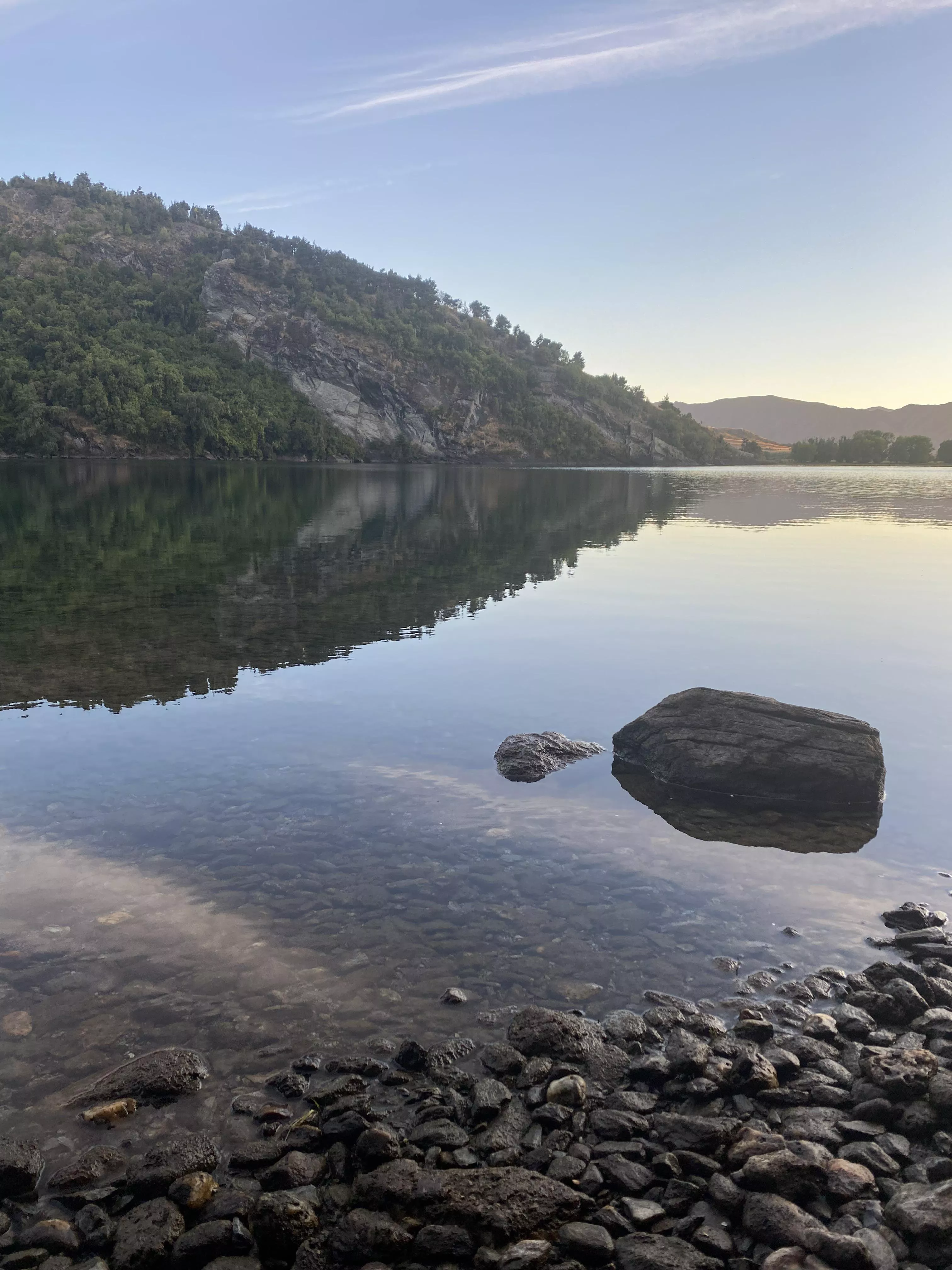 New Zealand South Island nudist spots and people