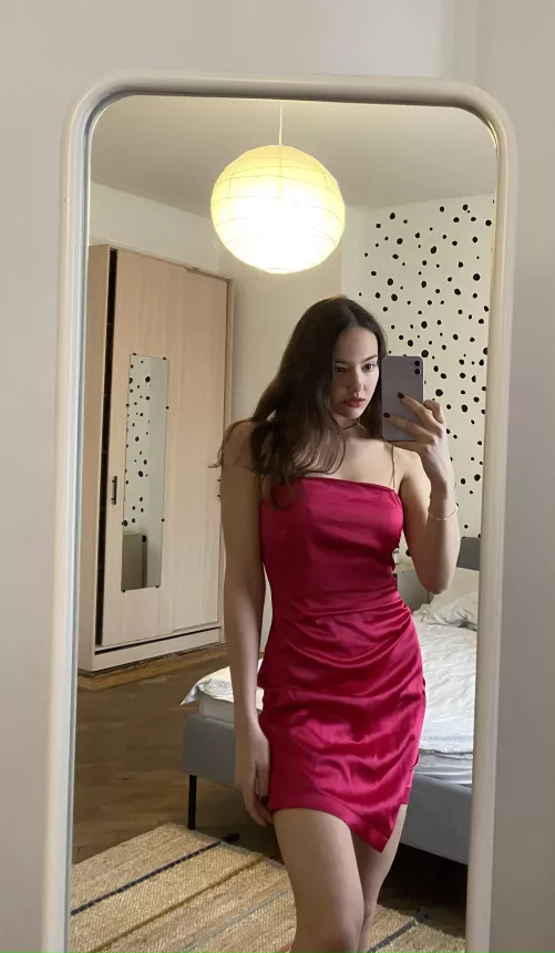 Nobody complimented my dress, oh well time to shower