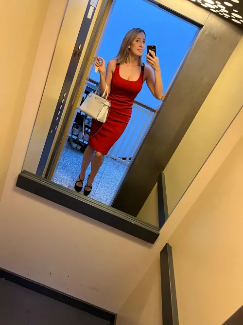 PhD student, manager and sexcoach, nice to meet you :))