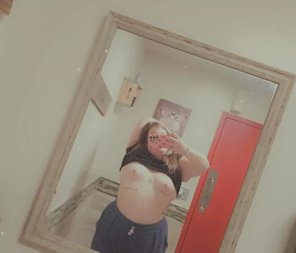 Play with me 💖💕🩷