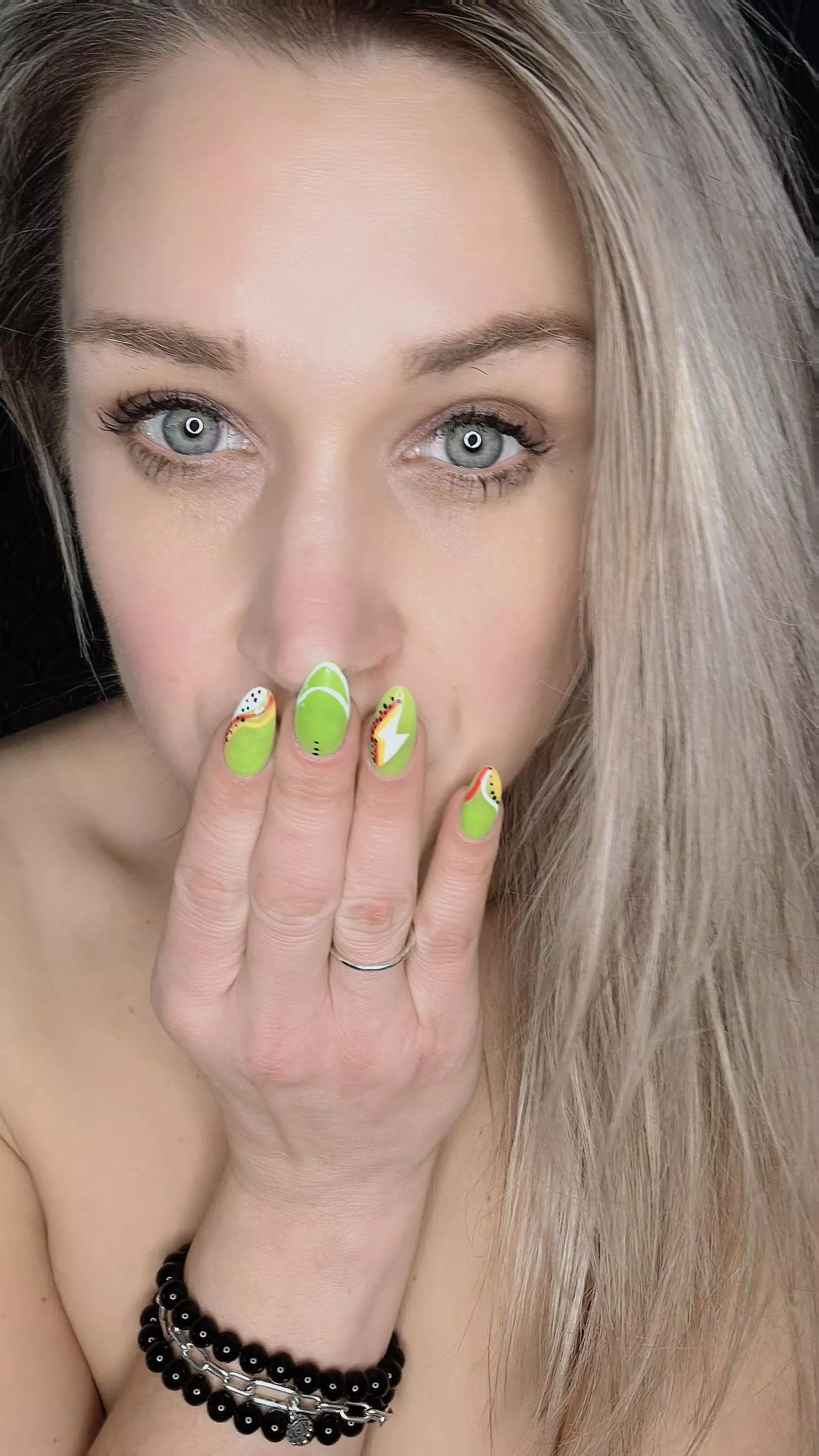 Still love these, hints of spring soon keep me going x