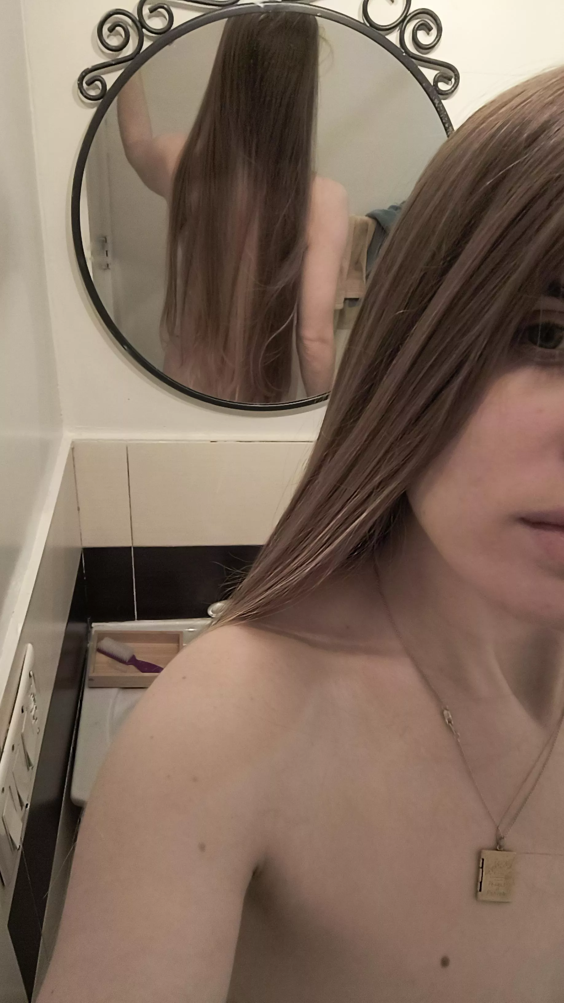 update: me and my hair are still here ;)