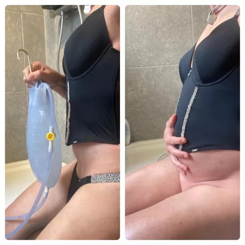 Want to see a magic trick? Abracadabra - and the water is gone from the bag!