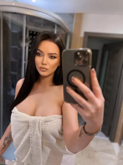 🥳 wish you the best week https://www.myfreecams.com/#IdaRose 😍