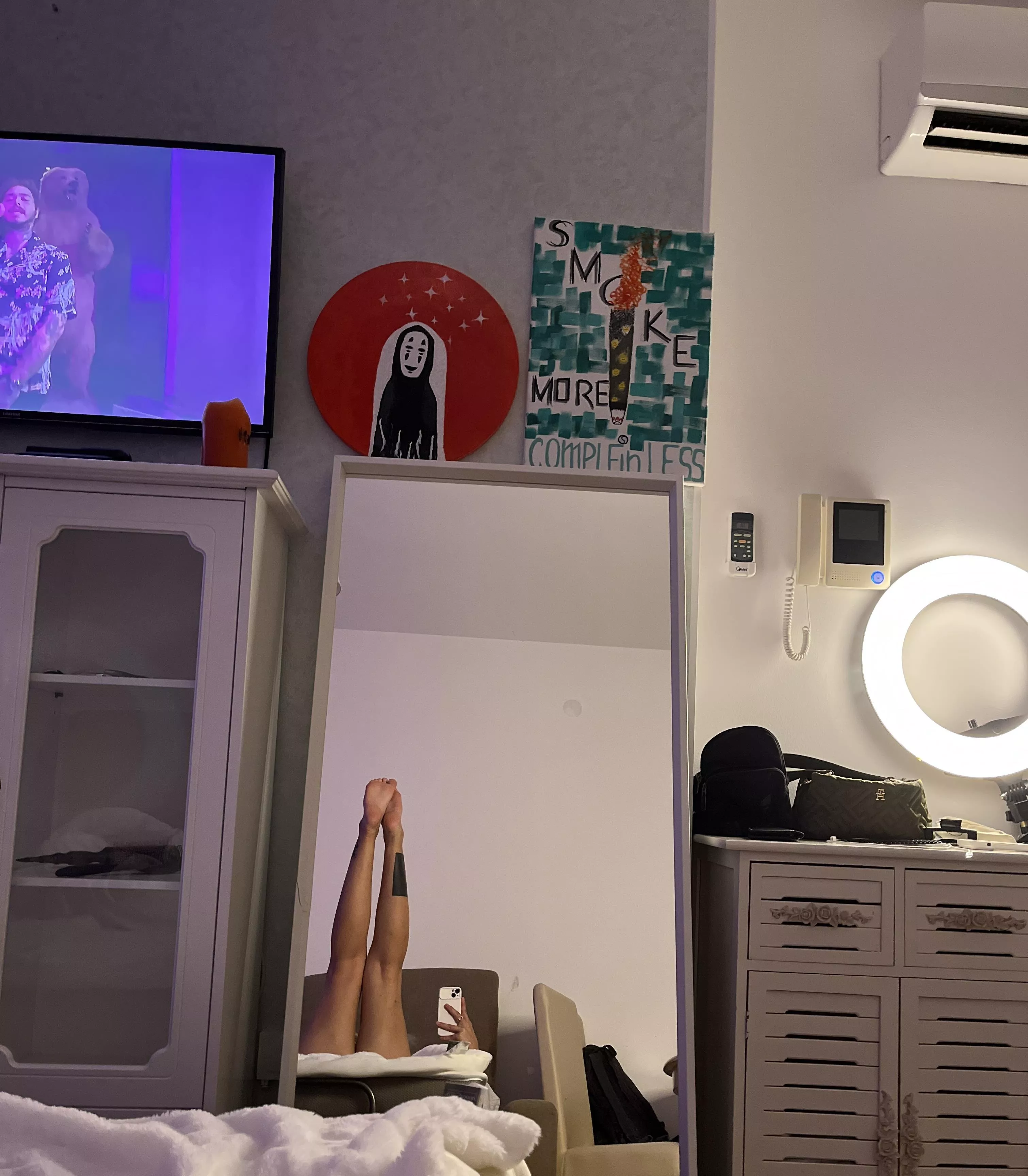 Would you suck my toes?