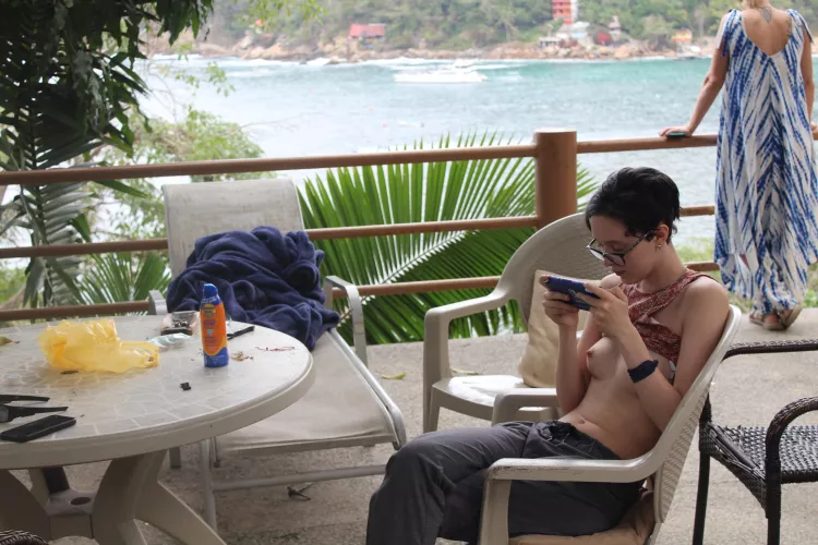 Yes get my sexy nerd to Paridise but she is still a nerdy gamer