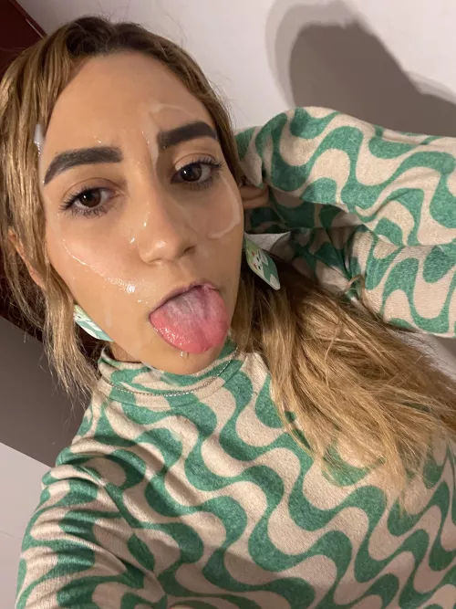 You can cum on my face, just don't ruin my Christmas sweater 💕