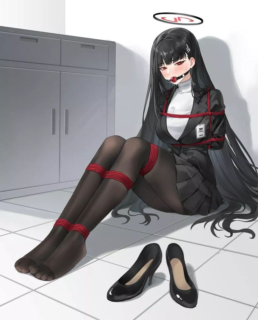 You find me in the office like that what are you doing ?