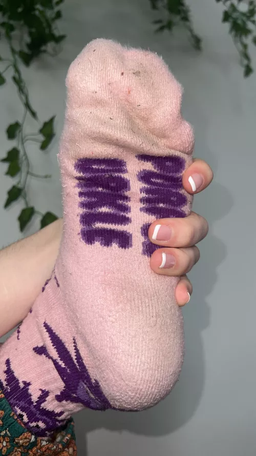 You make out with My feet more passionately than you do with your own wife. She could never turn you on the way My feet do. Get that tongue in between My toes and scrape out every drop of sweat and dirt. [f] [oc]