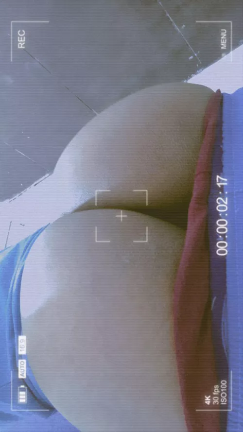 22 asian petite power bottom here