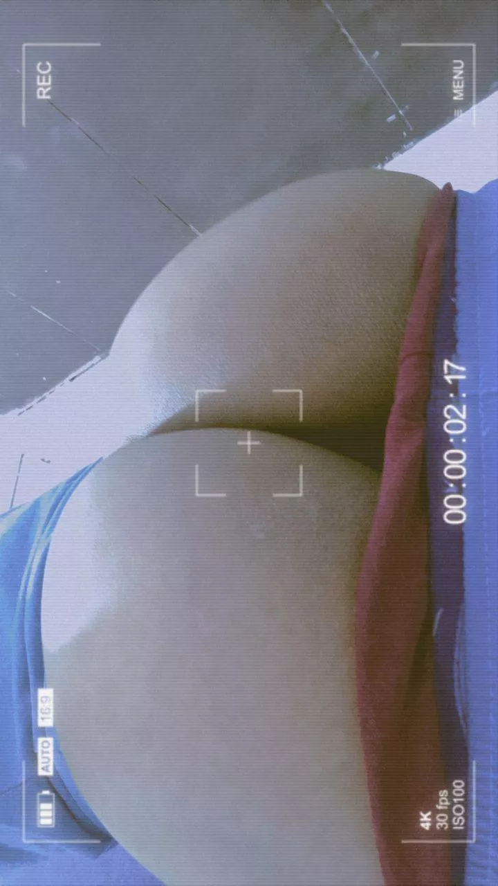 22 asian petite power bottom here