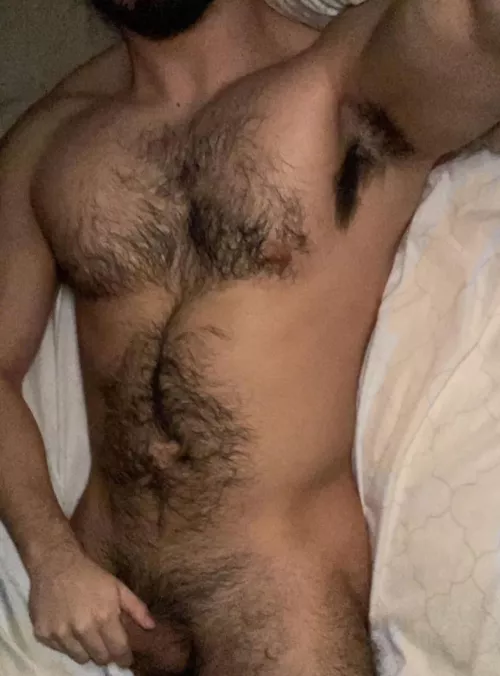 25 rugby player. Only add if you like showing off your ass for a man. Undies++ sluttier the better. Add: xxsustherxo