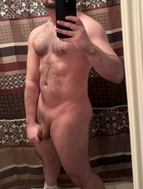 28 M Horny. Uncut Latin bros HMU to jerk on snap: johndoee5063