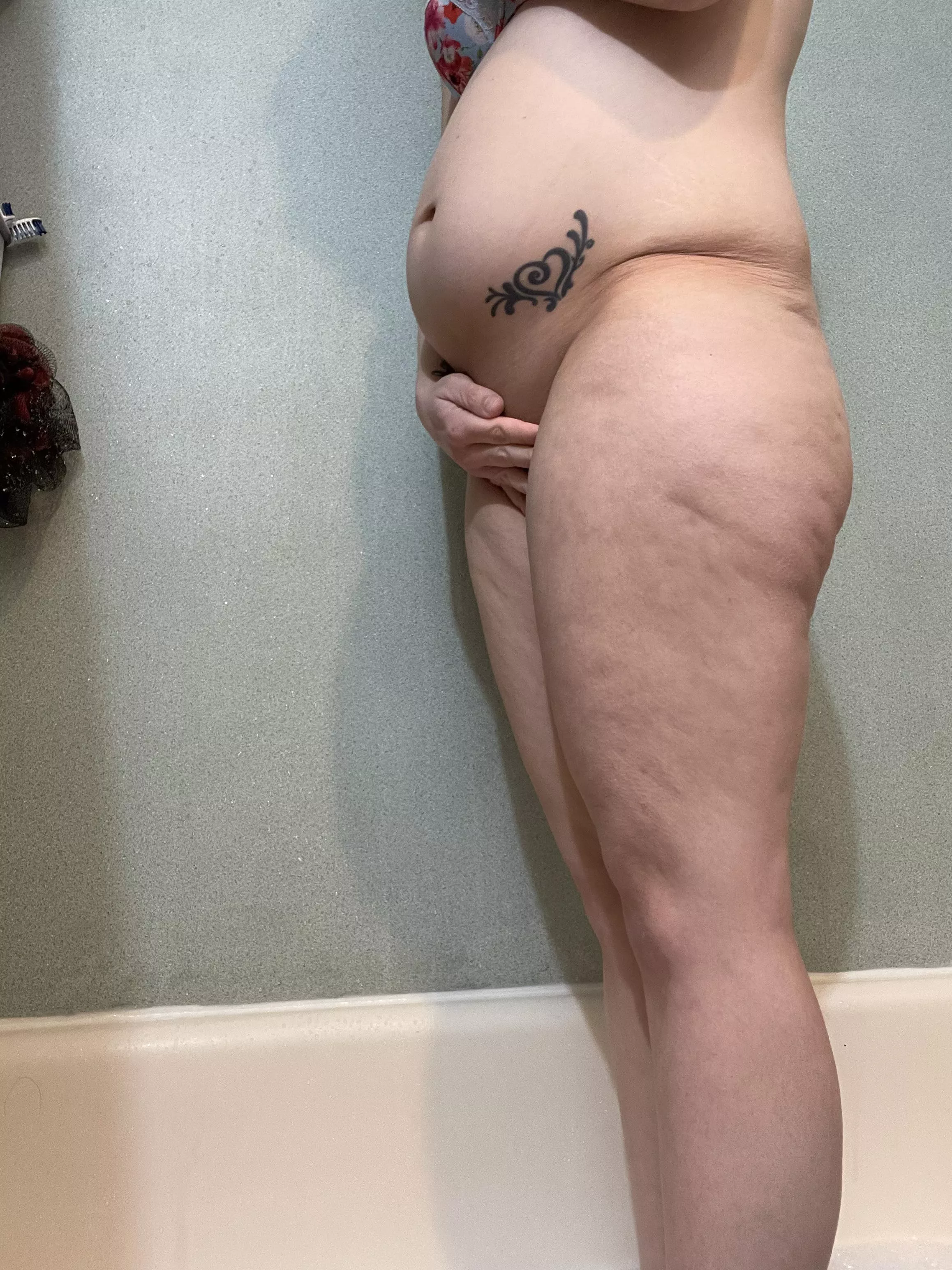 4 months pregnant and loving it