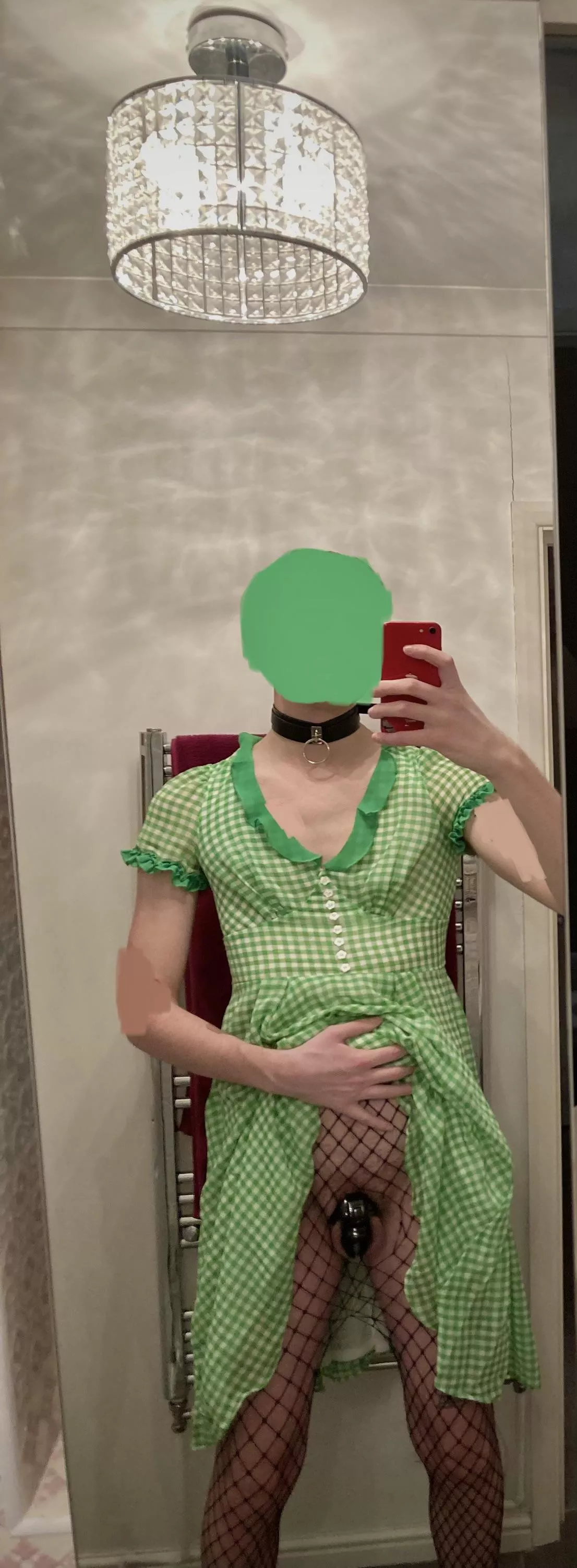 anyone have a lap i can sit on ? 🧪🌼🔒