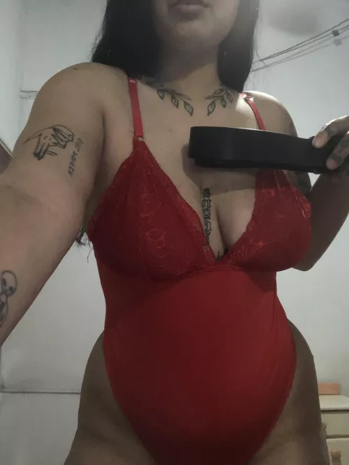 Be a good boi and I will sit on you, otherwise I will have to use my whip...