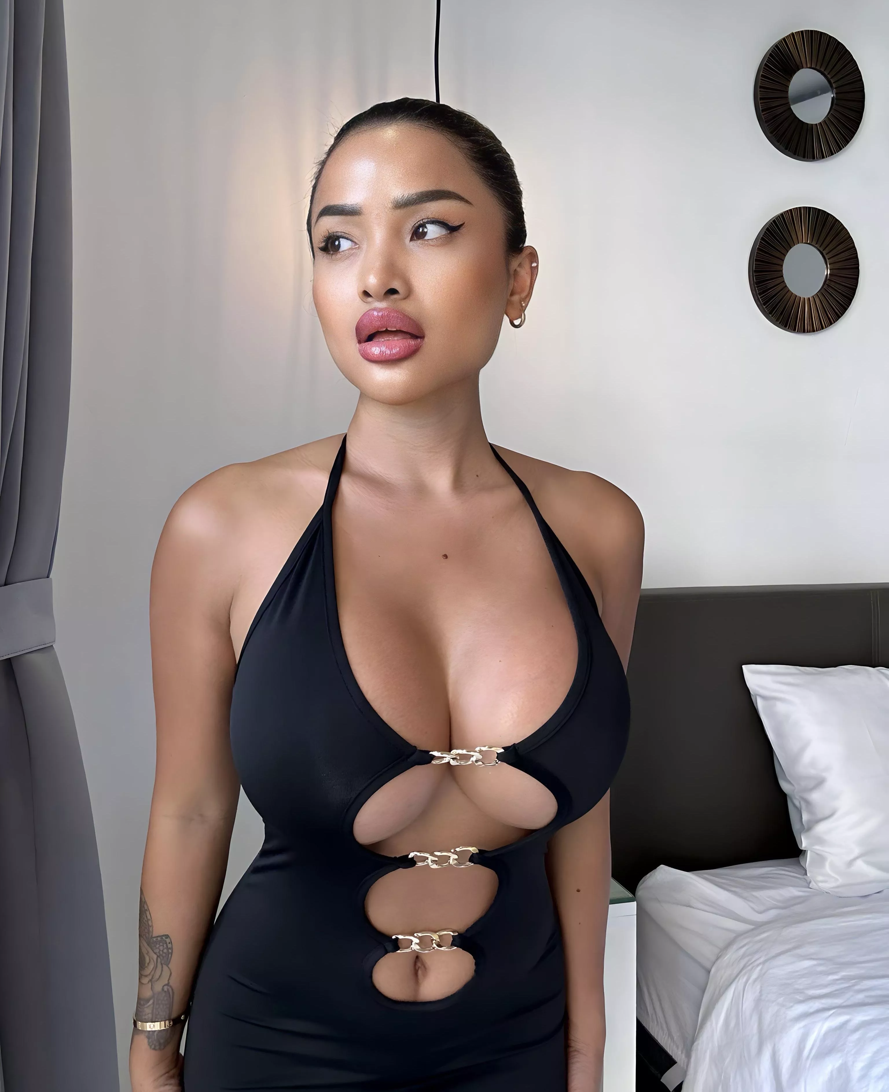 Can I be your Asian trophy doll? 🏆 💝