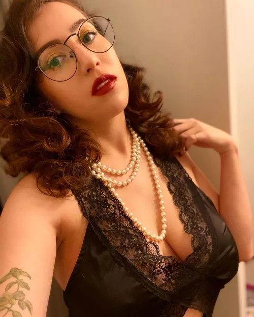 Can't get enough of her beauty.