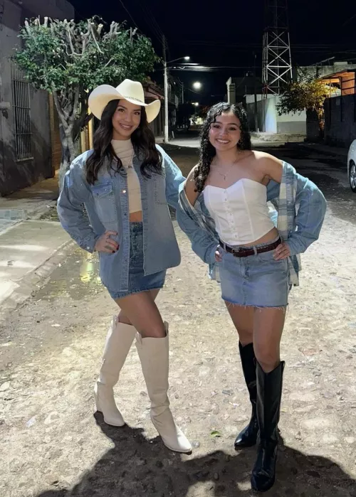 Choose a Latina for cowgirl position[2]