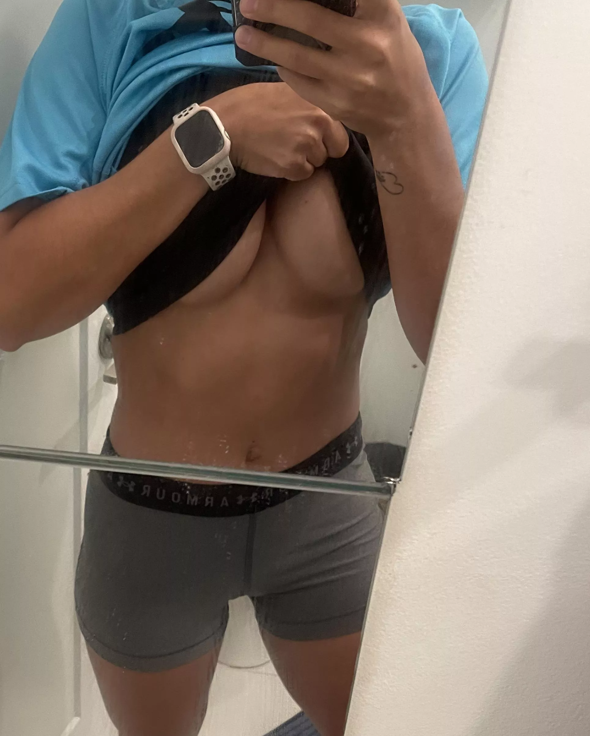 Come kiss them before go work