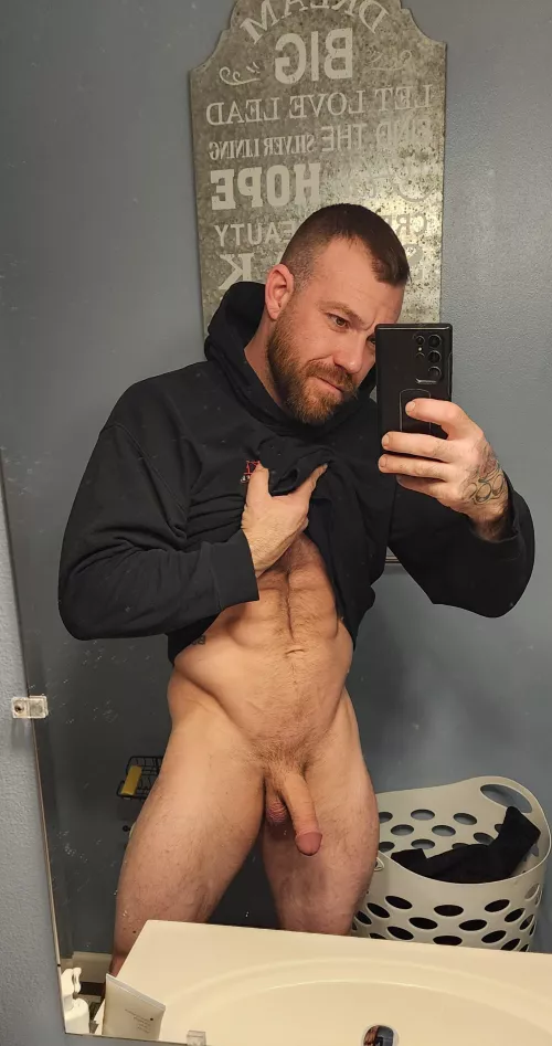 Daddy needs to get back to work but first... (35)