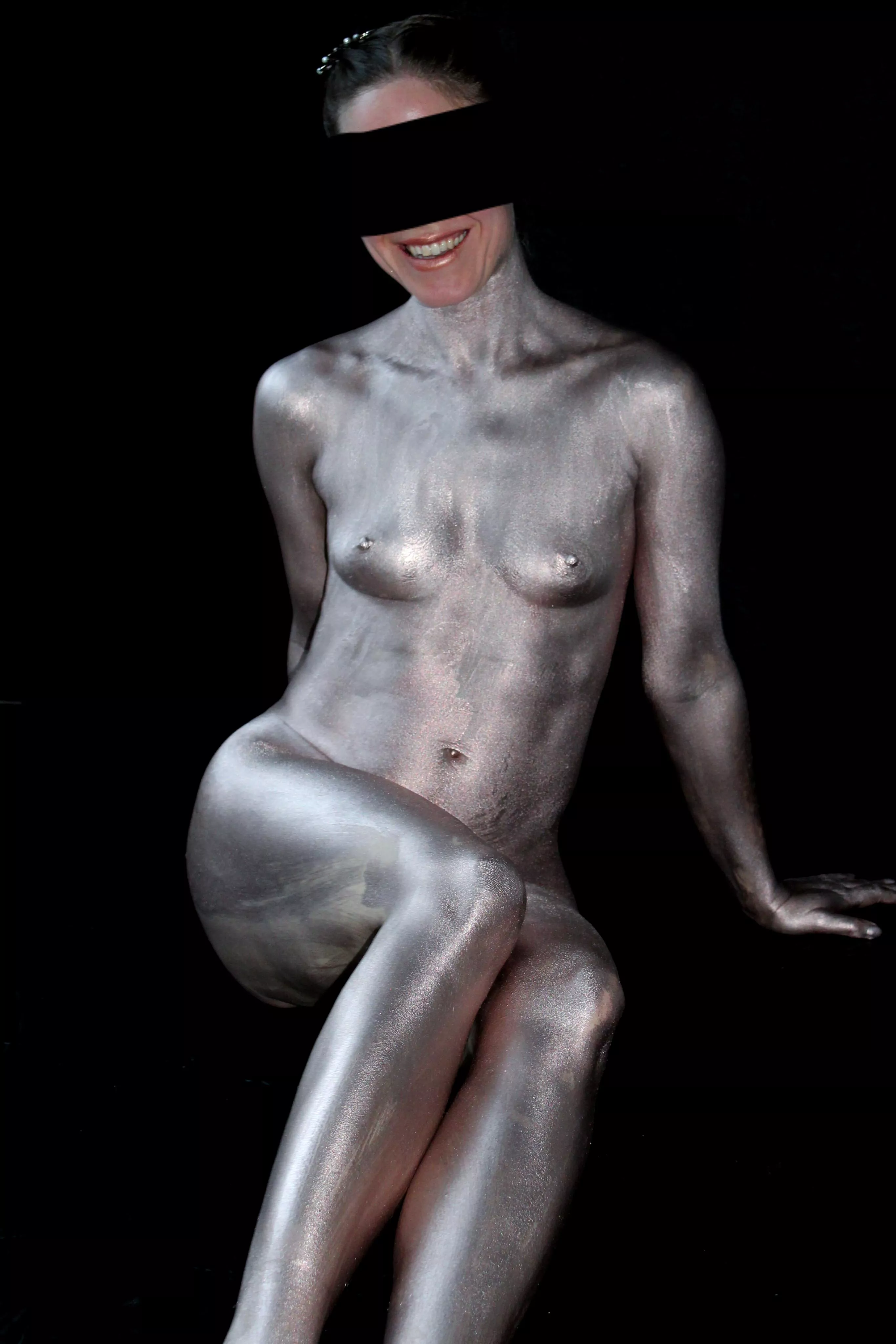 Dana Alien and metallic rose gold bodypaint