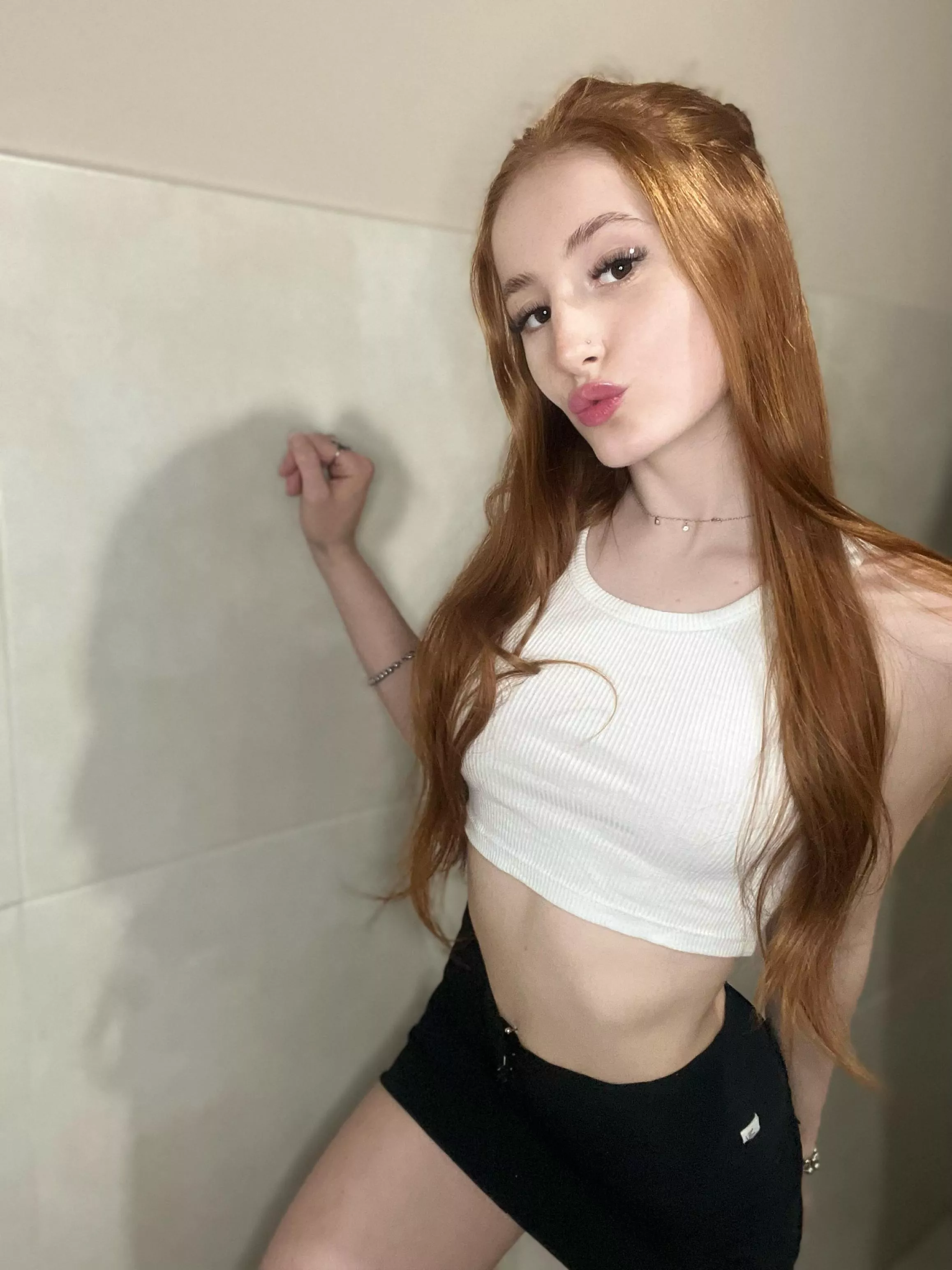 Do I look good here?